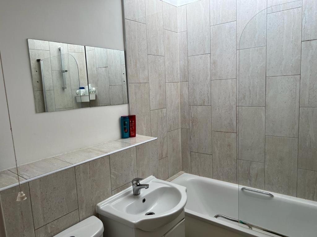Appartement Entire Flat In Euston-kings Cross Londen