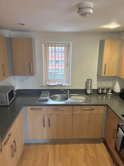 Apartamento New Build 2 Bedroom With 2 Bath, Londres
