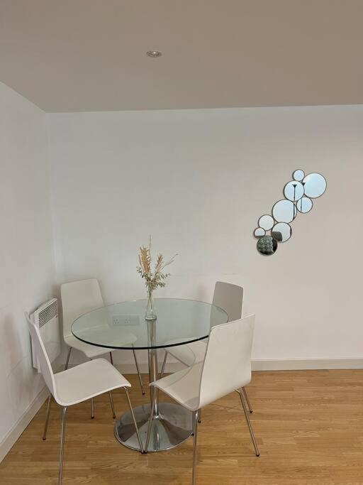 New Build 2 Bedroom With 2 Bath, Apartamento *