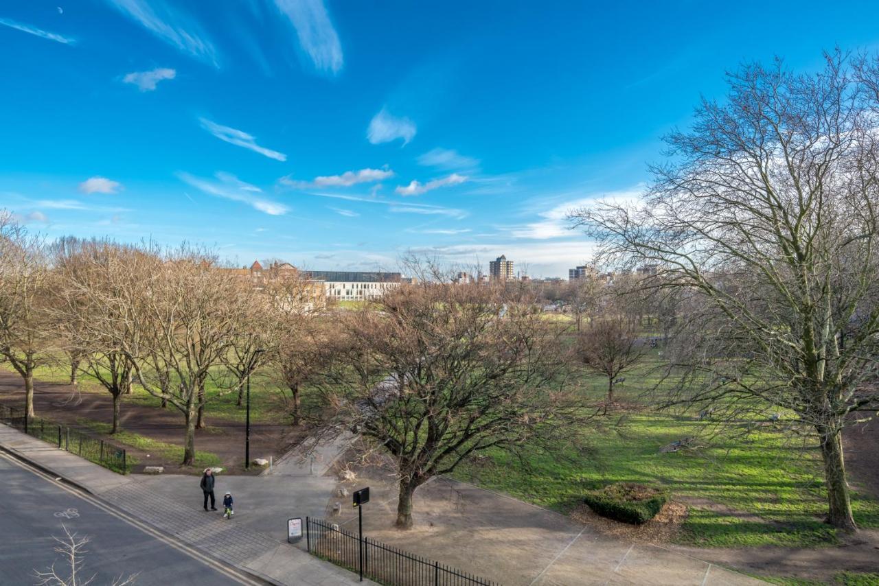 Apartment 2 Bedroom With Park Views Shoreditch *
