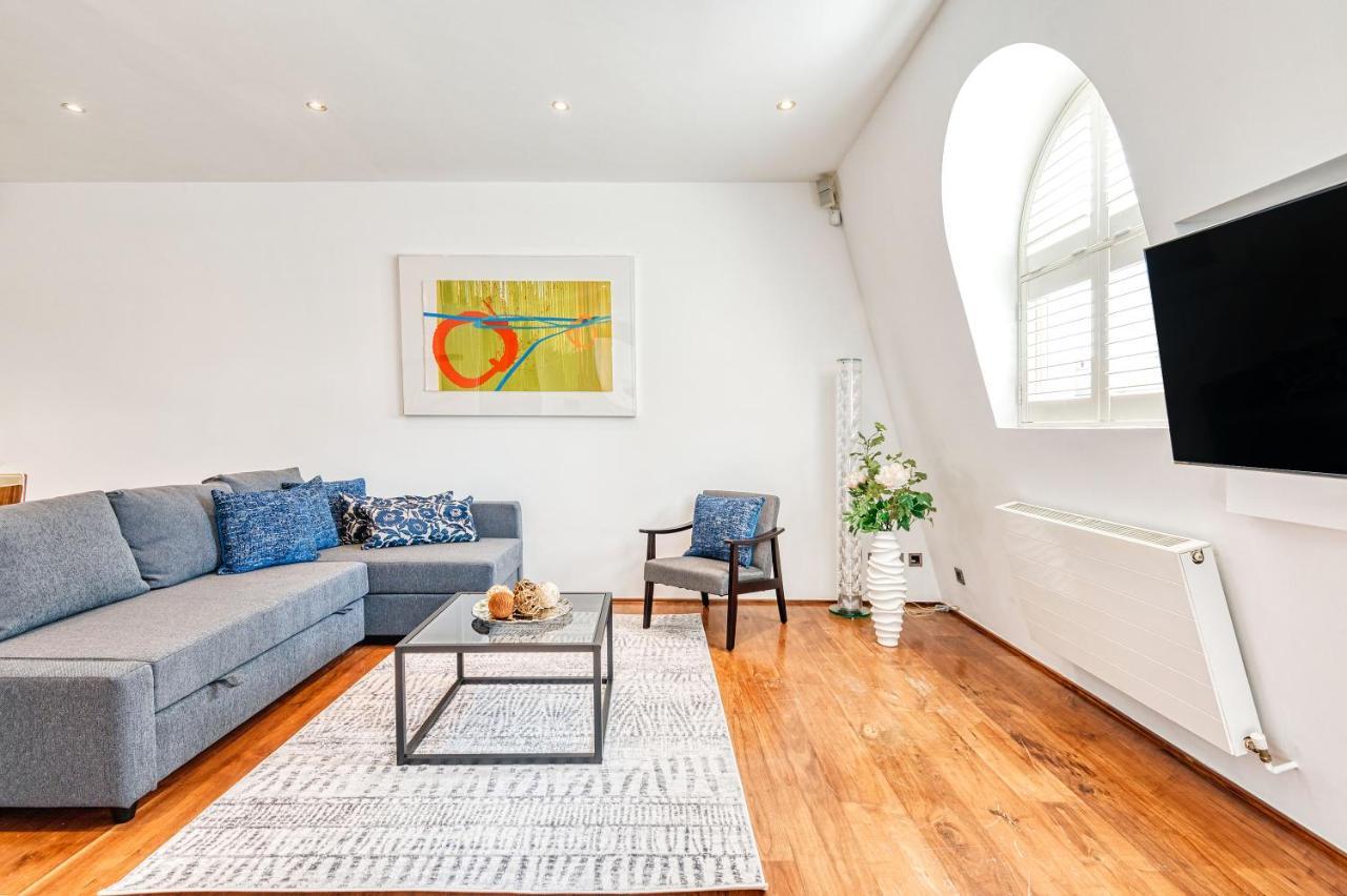 Modernized South Kensington Apartamento