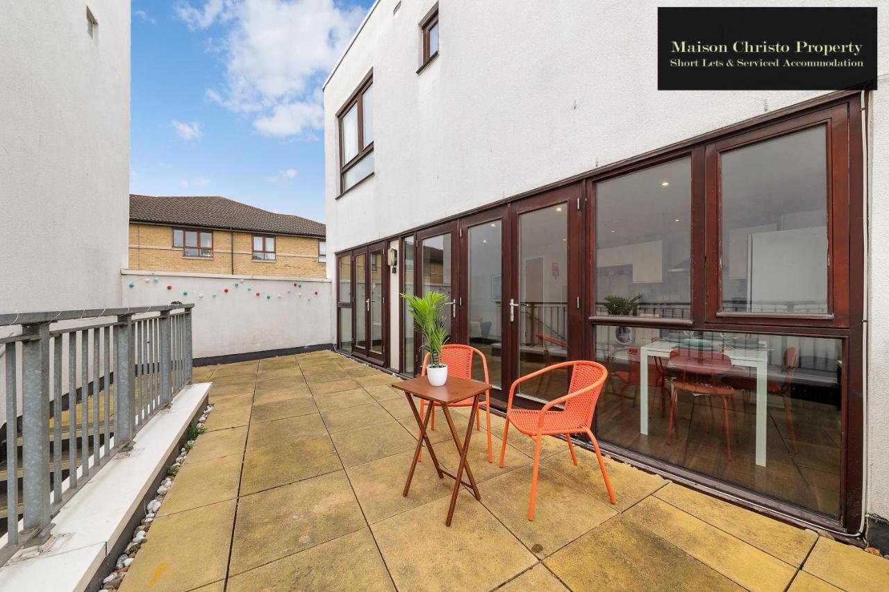 Apartamento Eden 2bedroom Sleeps 6 In With Wifi & Leisure By Maison Christo Short Lets & Serviced *