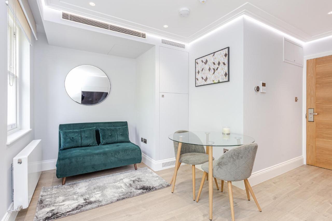 Luxlet - Heart Of Hampstead,