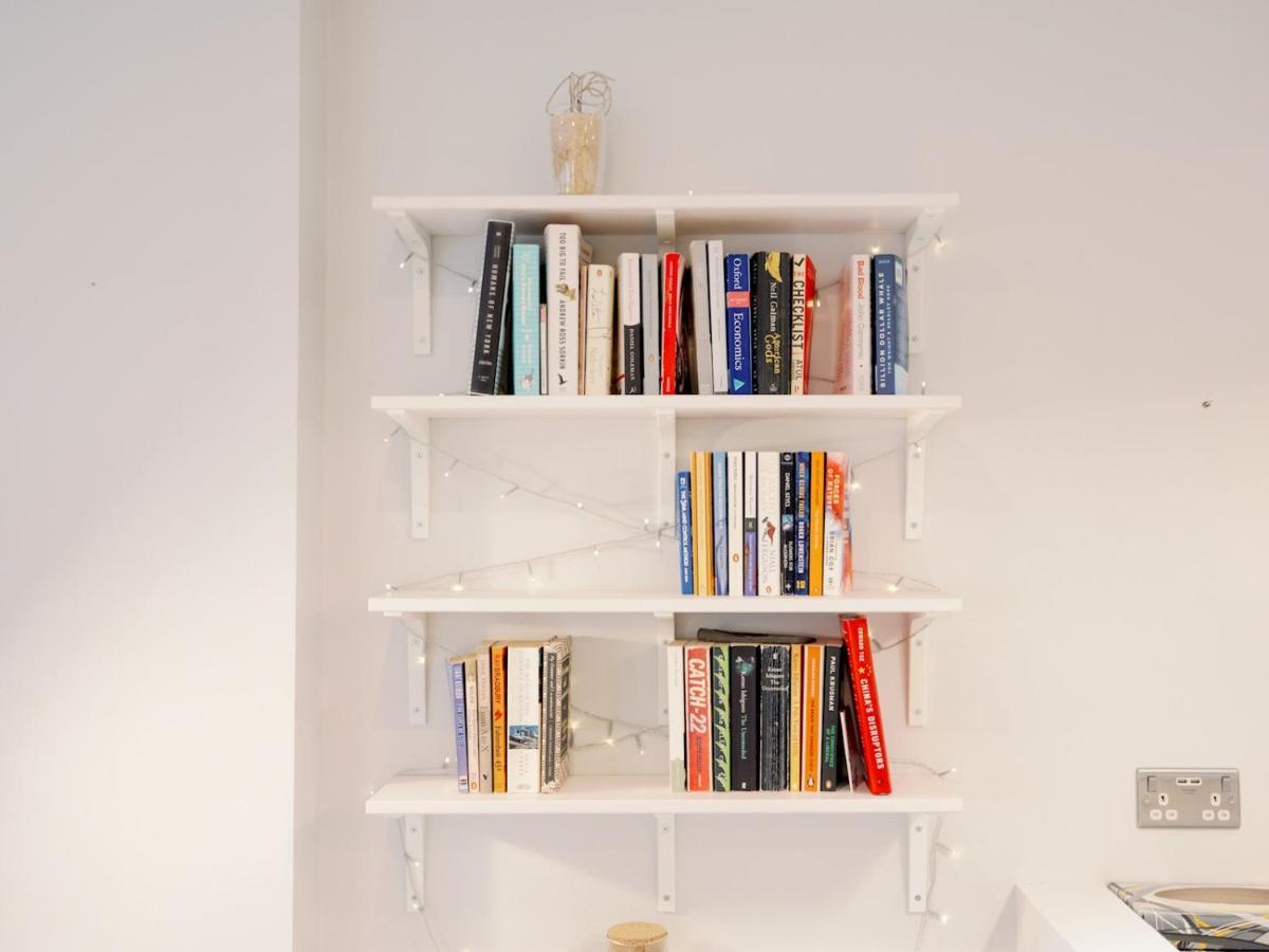 Pass The Keys Stylish - Prime Location Appartement