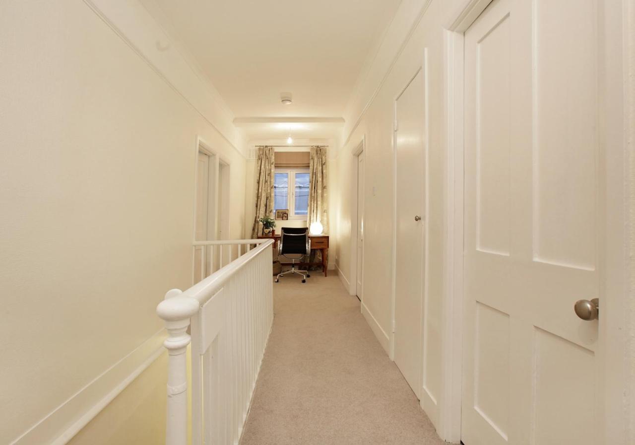 Hyde Park Mews W2 - Zone 1 * London