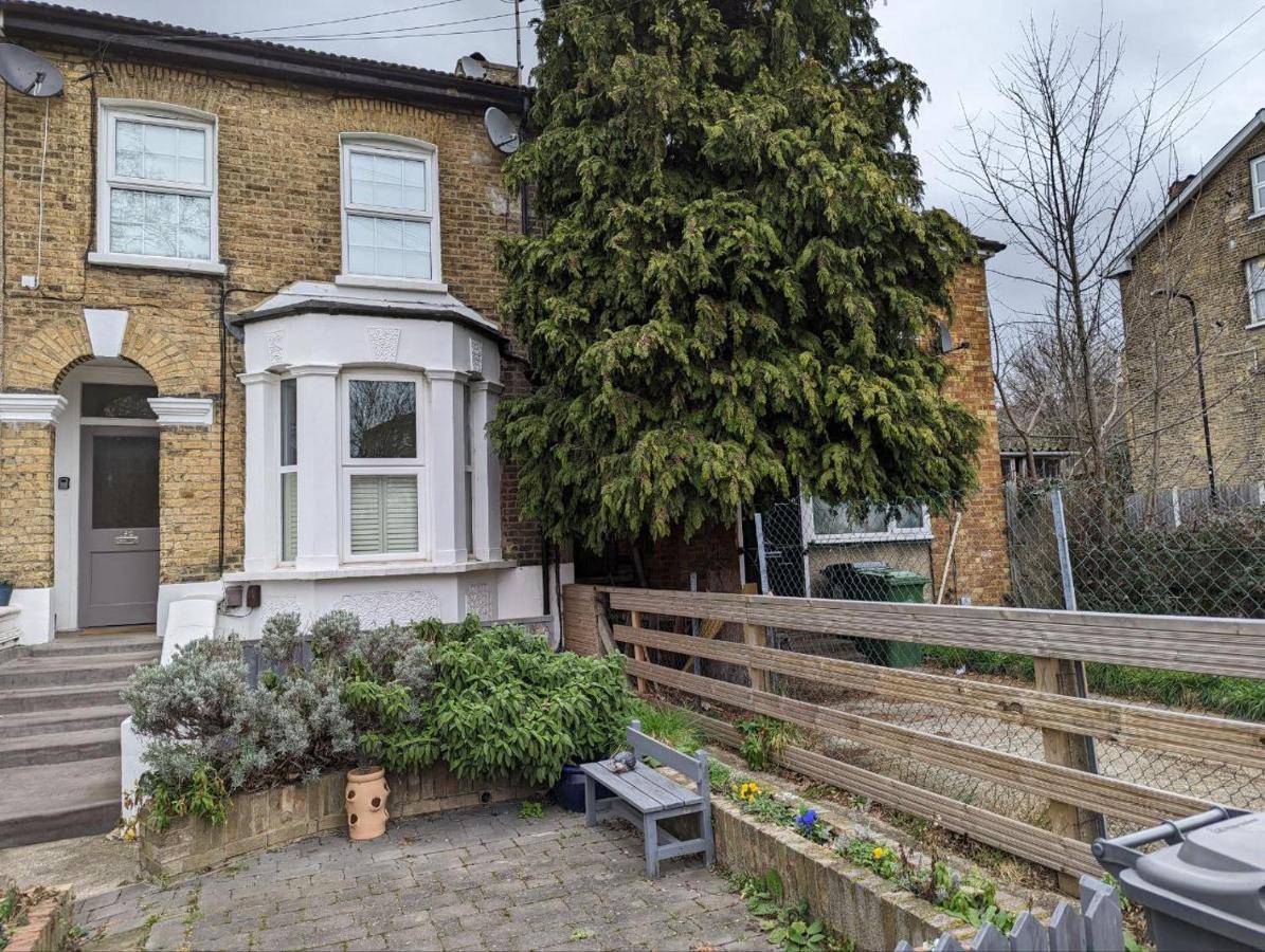 Apartamento Fully-equipped Flat In The Of Londres