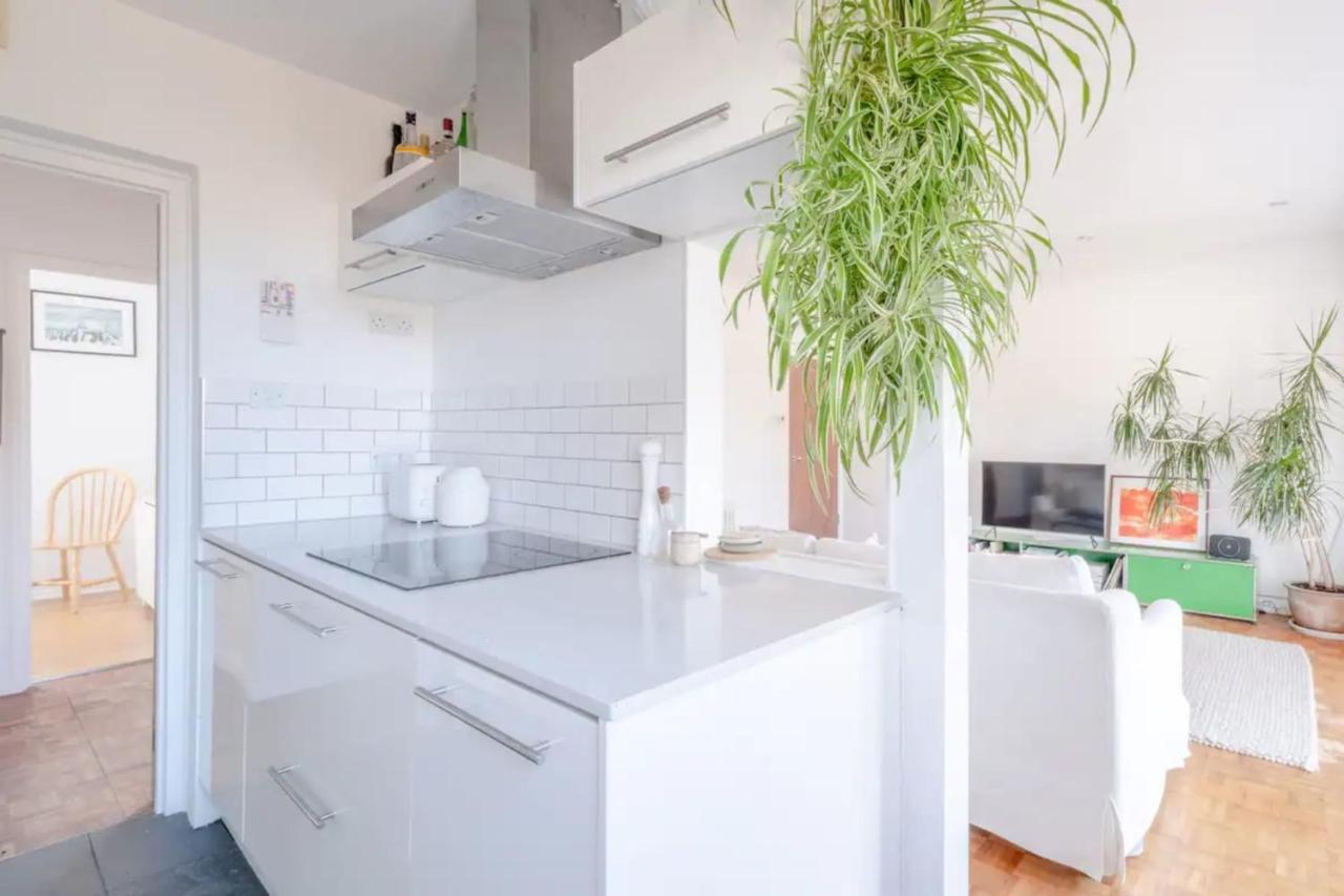 Peaceful 2 Bedroom Flat With Roof Terrace - Hackney * Londres