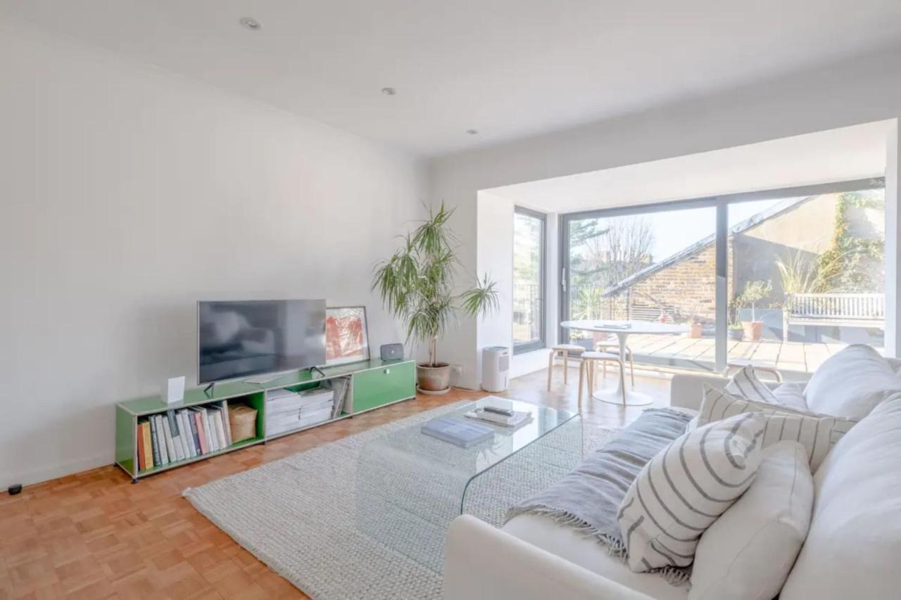 Peaceful 2 Bedroom Flat With Roof Terrace - Hackney * Londres