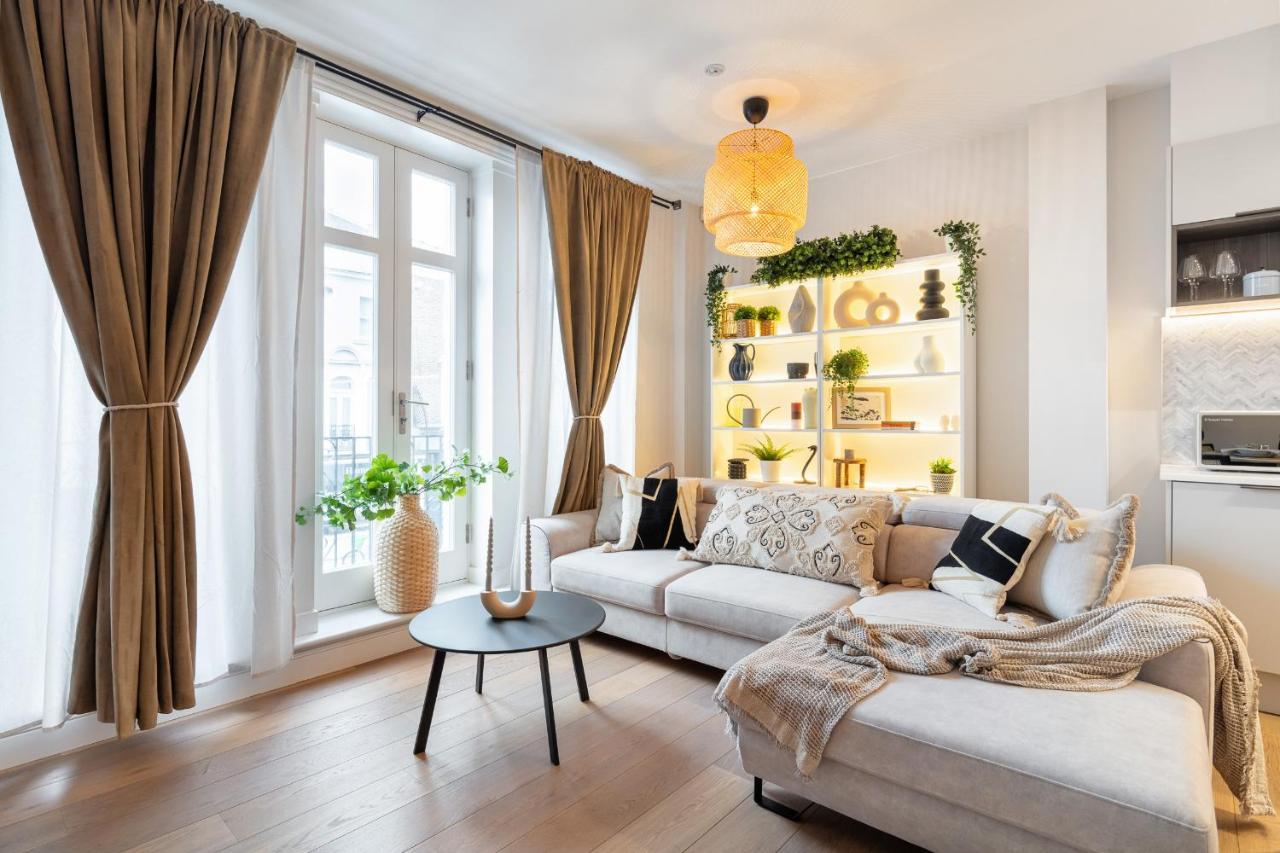 Notting Hill Collection