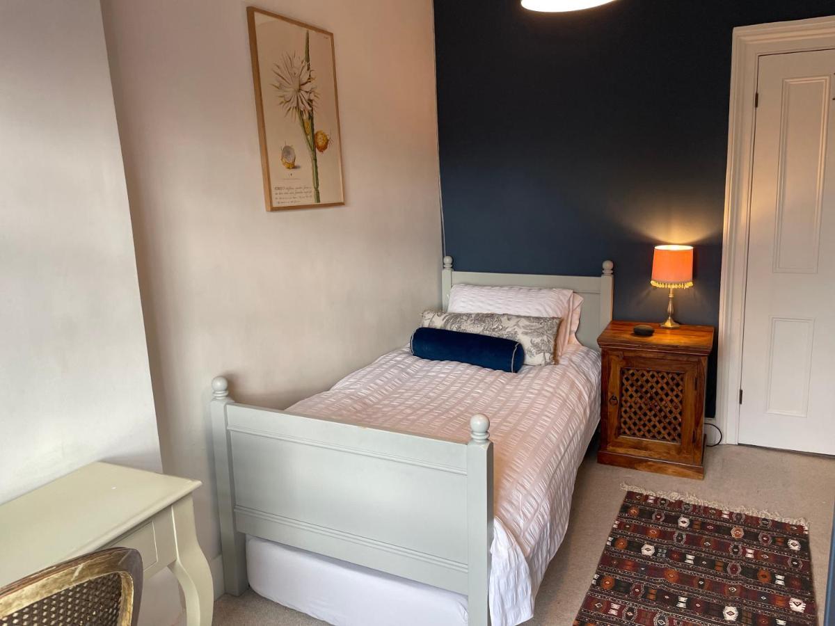 Apartment Duplex Penthouse For 7 People London