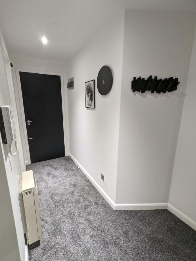 Apartment 1 Bed Near Vibrant Bethnal Green London