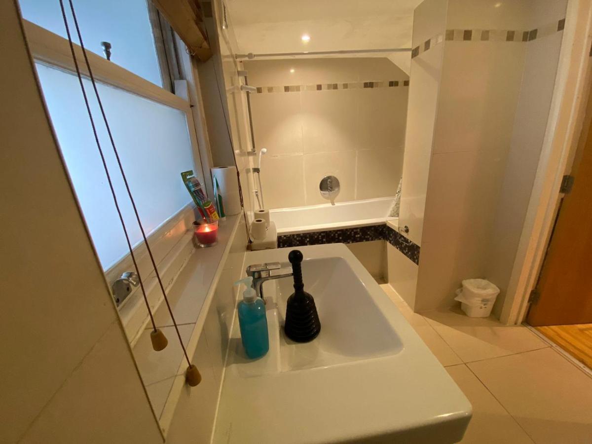 Apartment 005- Frampton St 2 Bedrooms *