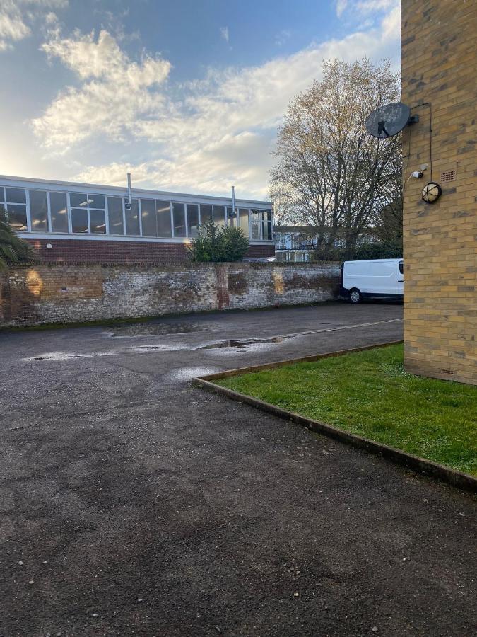 Two Bed Ground Floor - Bermondsey