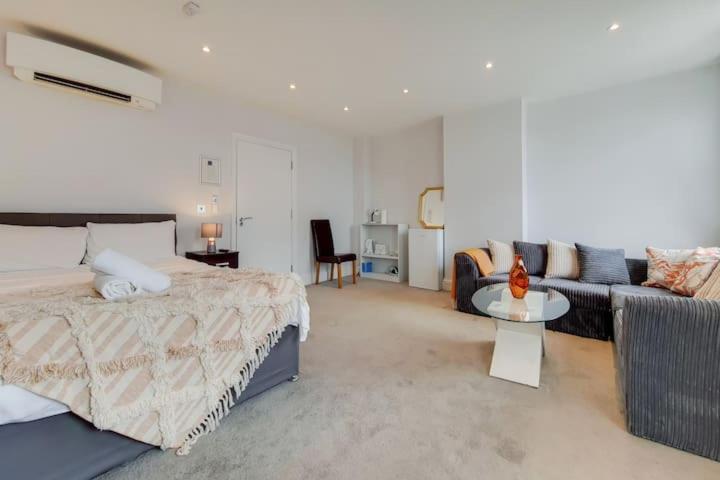 Apartment The Gloucester Residences London
