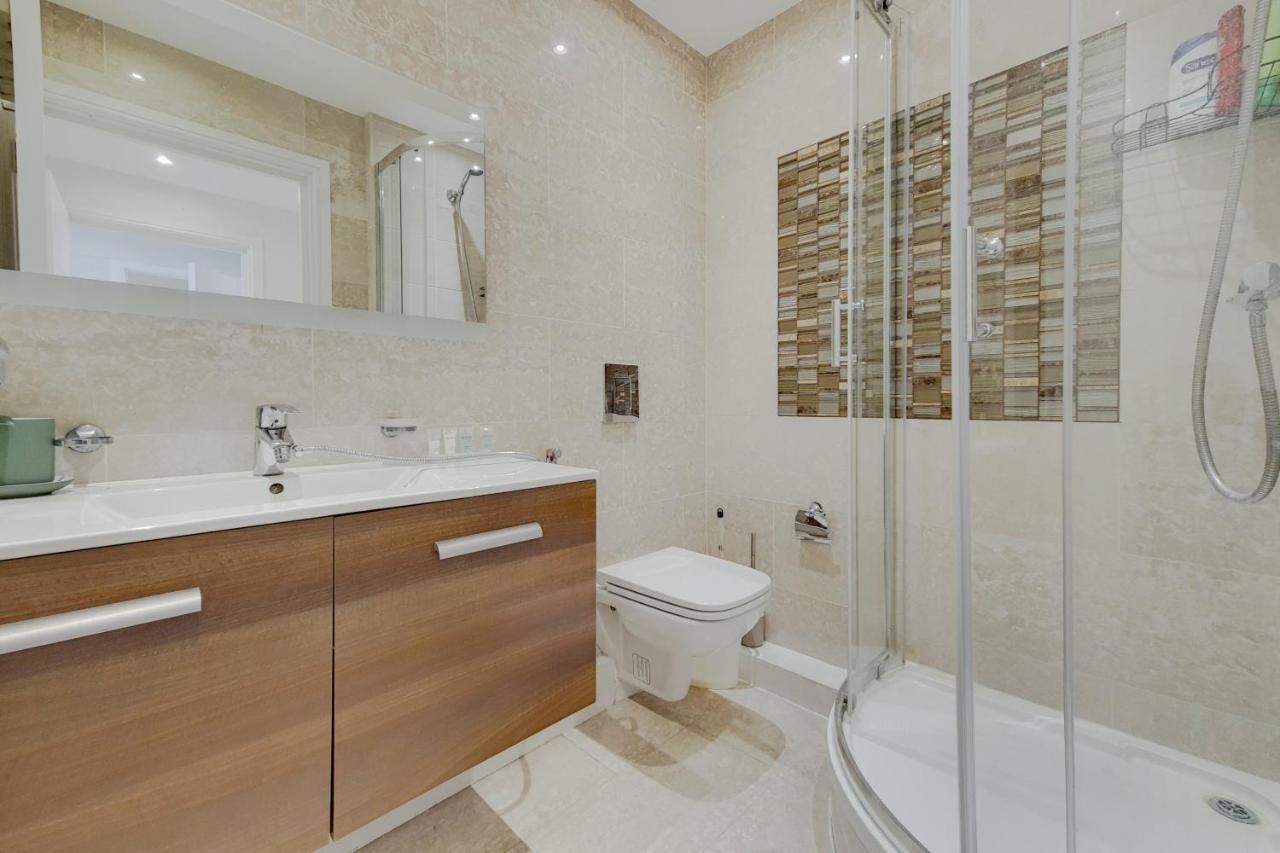 The Gloucester Residences Apartamento *