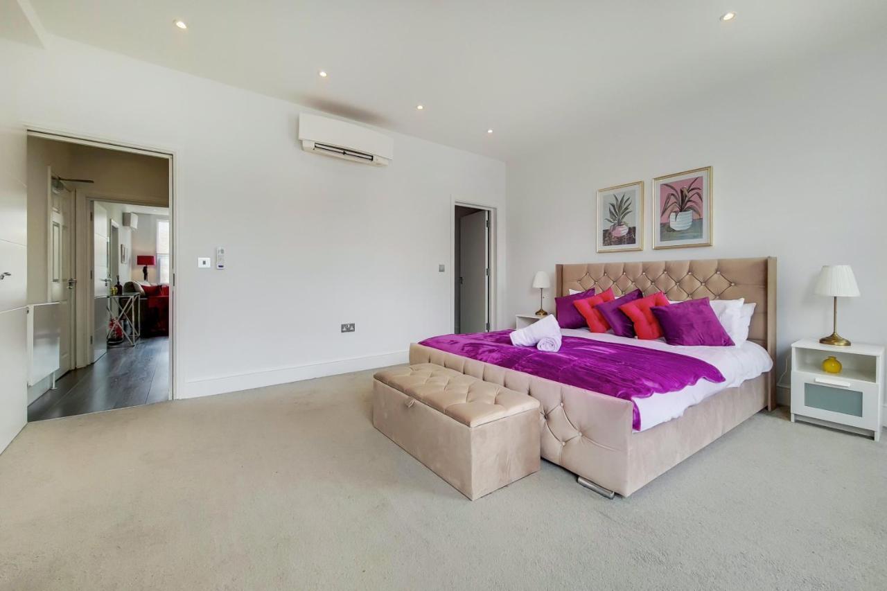 The Gloucester Residences Apartment *