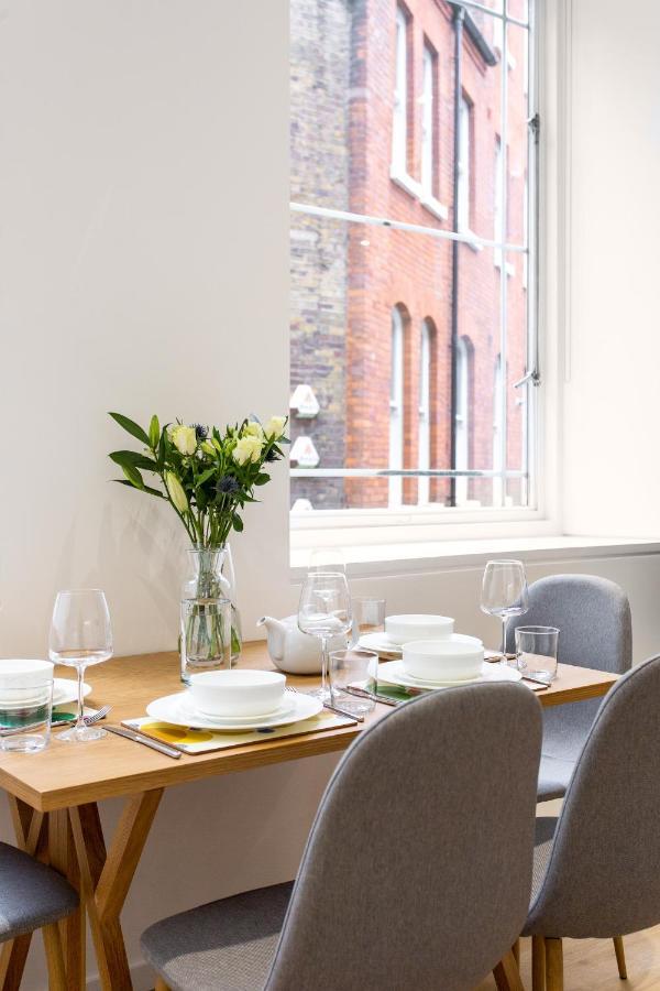 2 Bed 2 Bath Off Regent Street * Londres