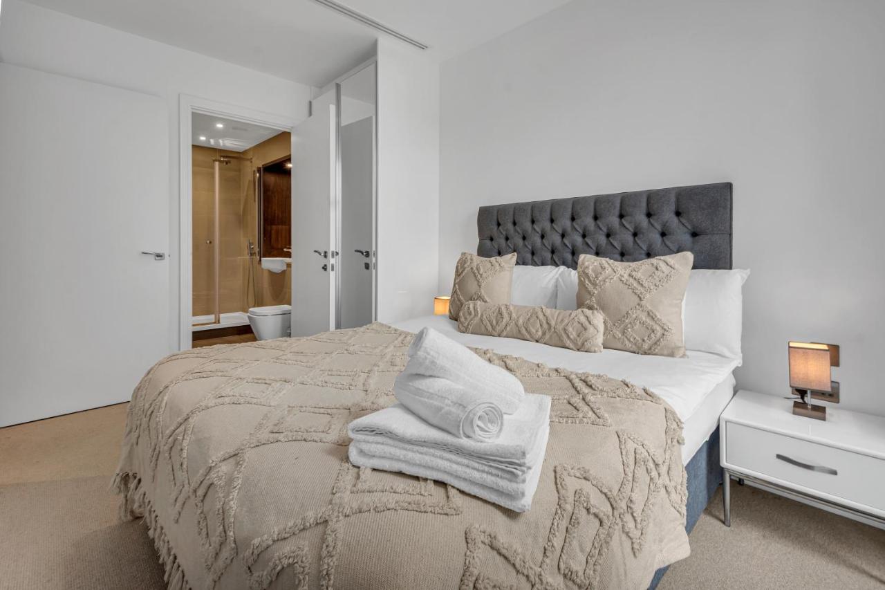 Modern 01 & 02 Bed In Canary Wharf Londres