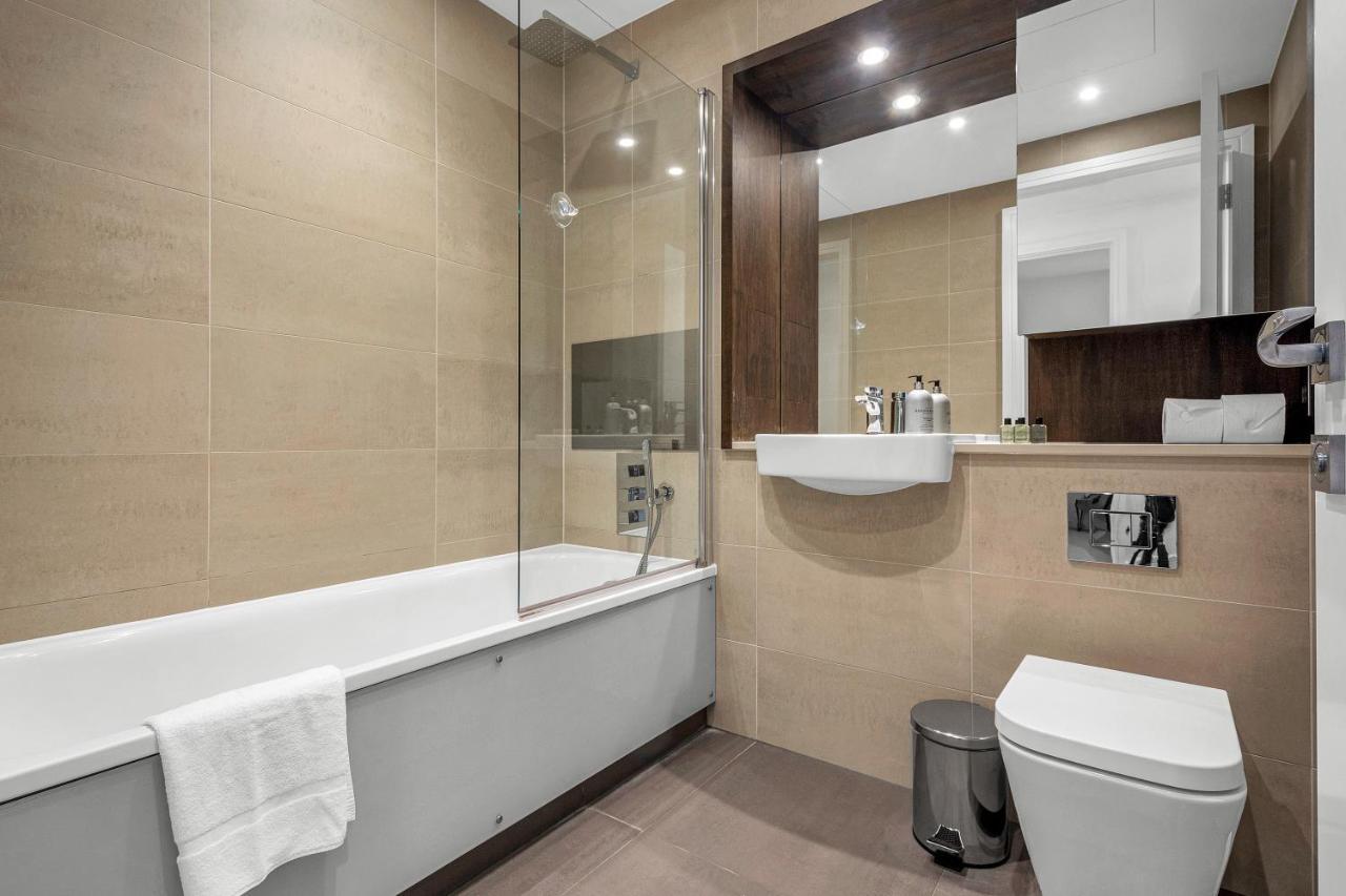 Modern 01 & 02 Bed In Canary Wharf Appartement Londres