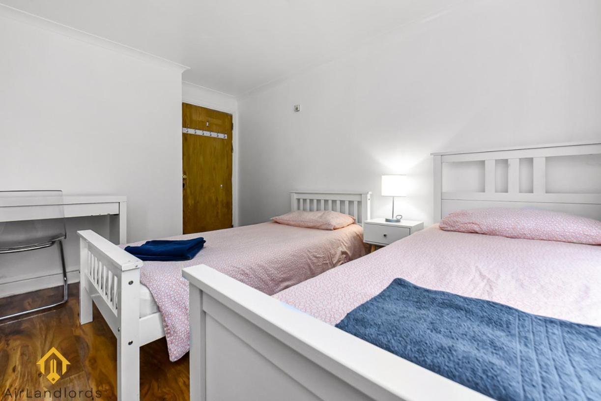 Charming River View 3 Bedroom In The Heart Of Apartamento *