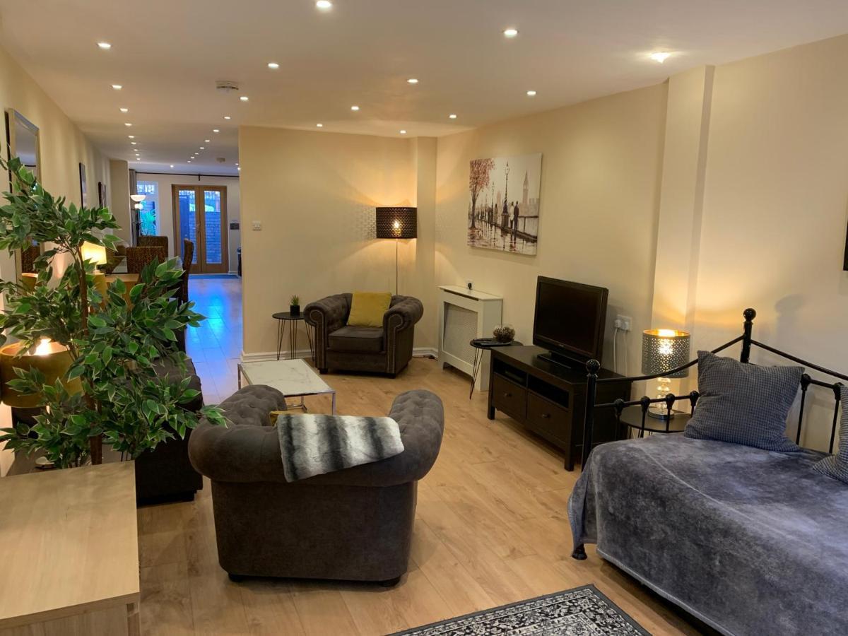 Vakantiehuis Notting Hill 3br Townhouse With Ensuite Bathrooms - Ideal For Families *