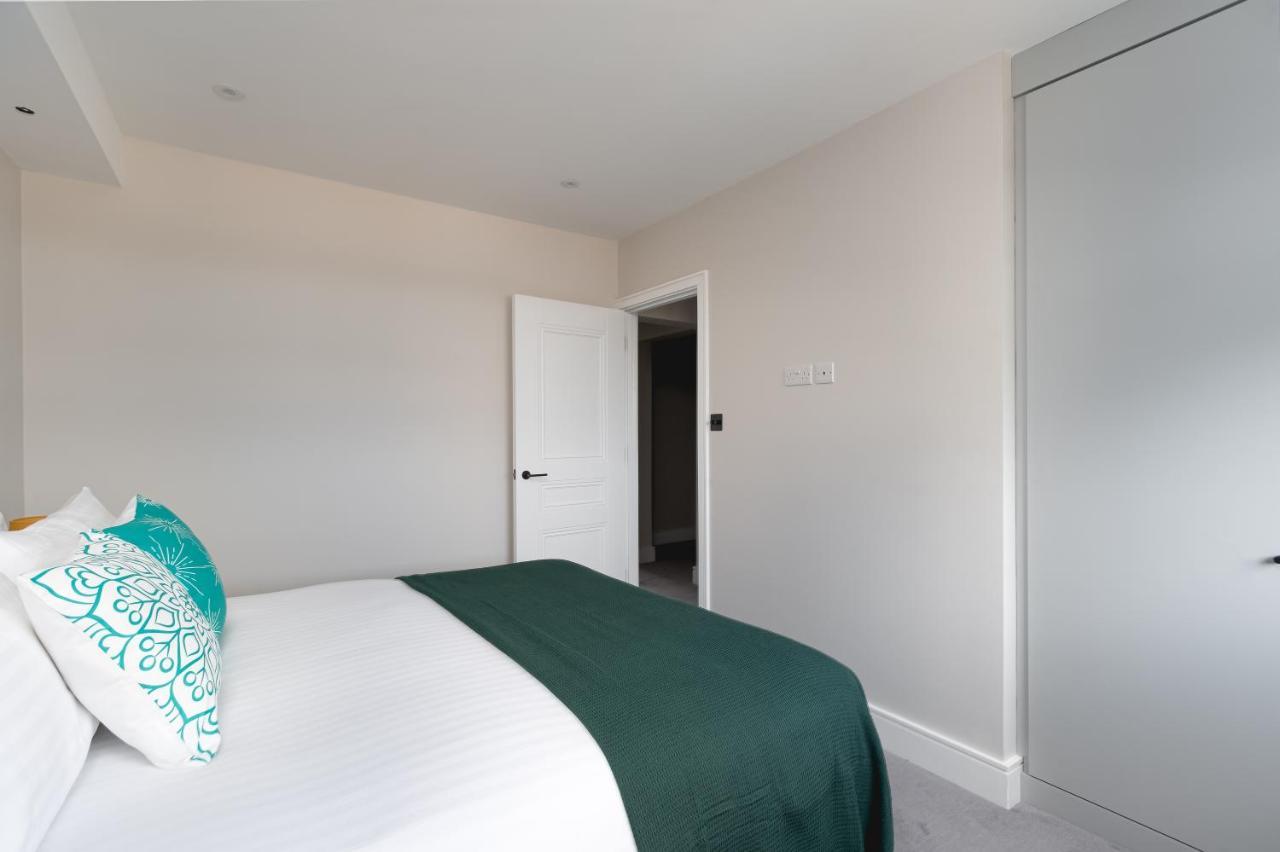 Appartement Skyvillion - Cozy Large 4 & 1 Bed In Enfield, Mins To Tube Station, Free Wi-fi