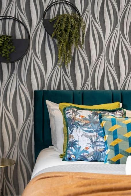 Apartment Cozy Nook: Stylish Studio, Walk To Park & Shop *