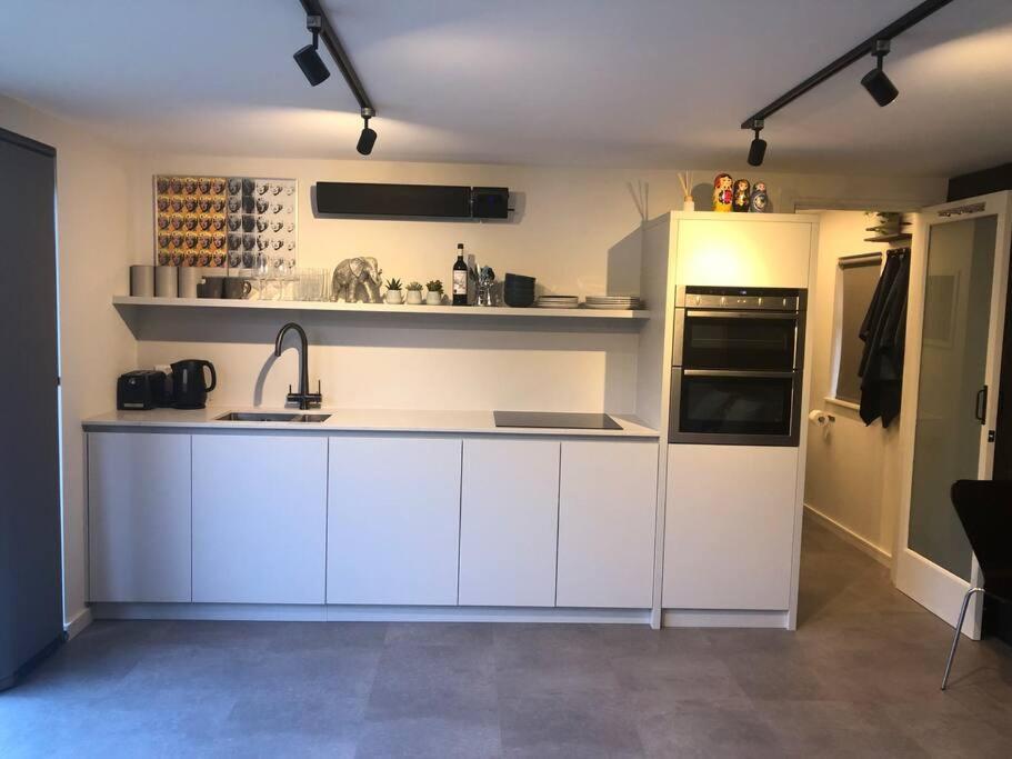 Apartamento Brand New Studio Outhouse Putney Sw15 *