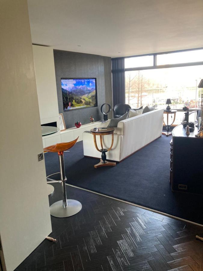 Luxury Designer River View Of Parliament Westminster Big Ben. Apartamento