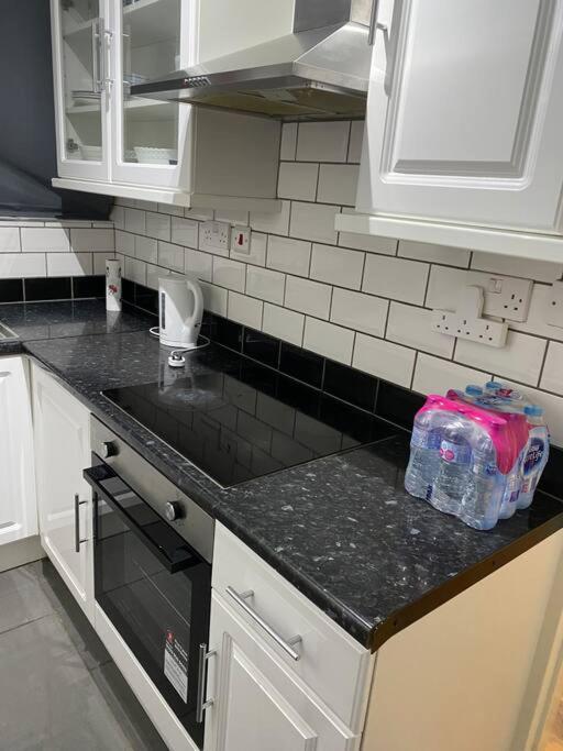 Apartamento Ground Floor One Bedroom Bayswater Central