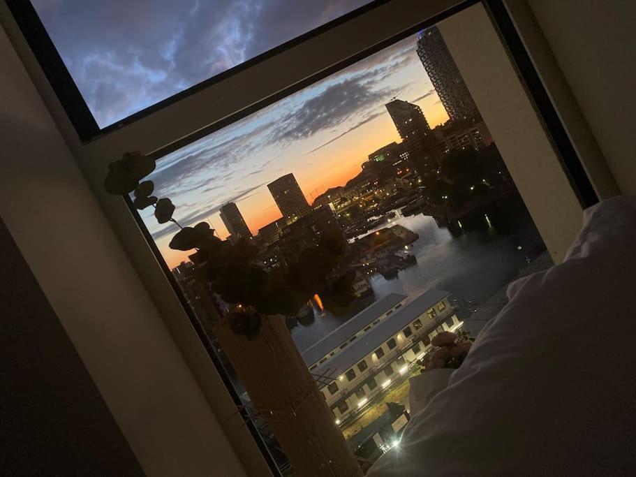 Spacious & Bright 1-bed Flat In Brand New Building With Amenities