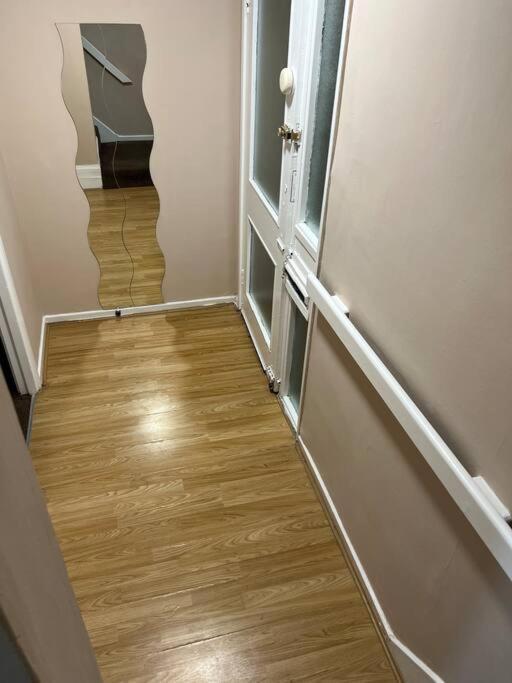 Apartamento 016- 1 Bedroom Church Street F31 *