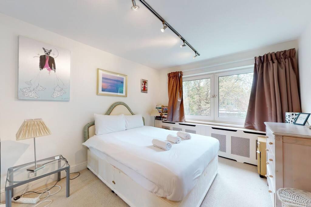 Apartment Gorgeous 2 Bed Flat With Parking And Garden London