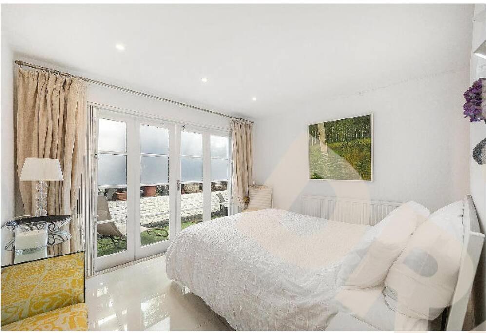 Apartamento Earls Court Spacious Londres