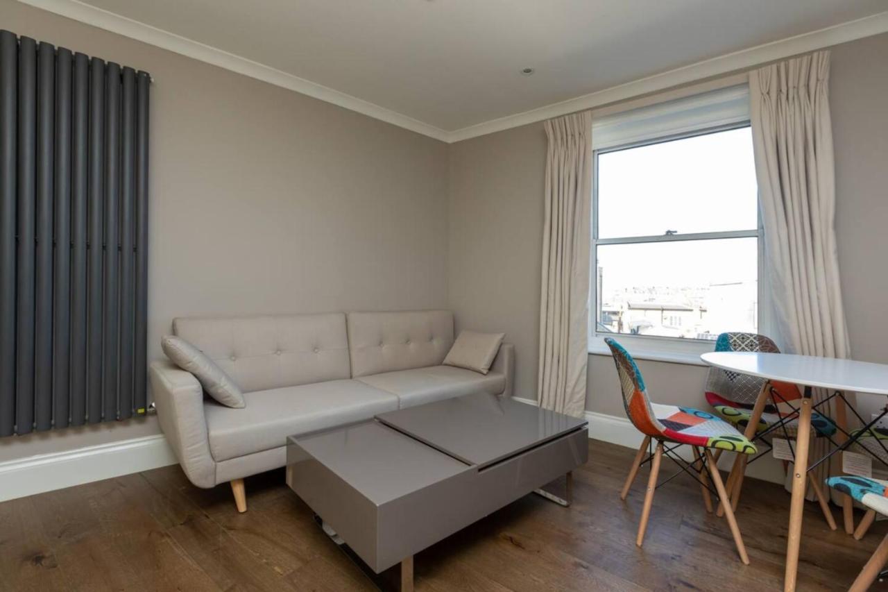 Spacious & Pristine 2bd Flat - Balham Apartamento Londres