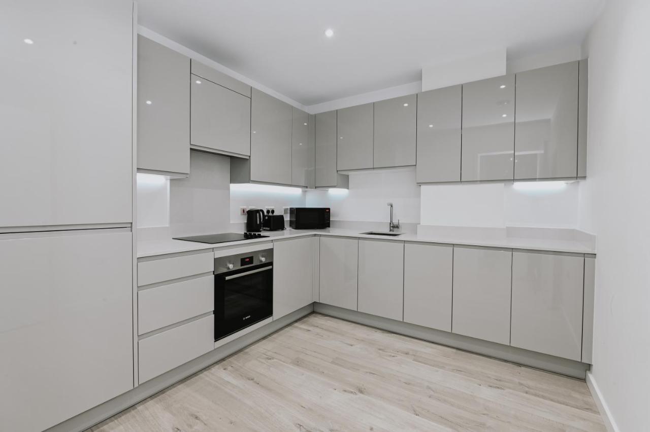 Khayat Homes - The Curve - One Bed *
