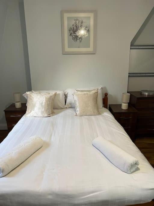 Appartement 008- S2premium Location Studio Central *