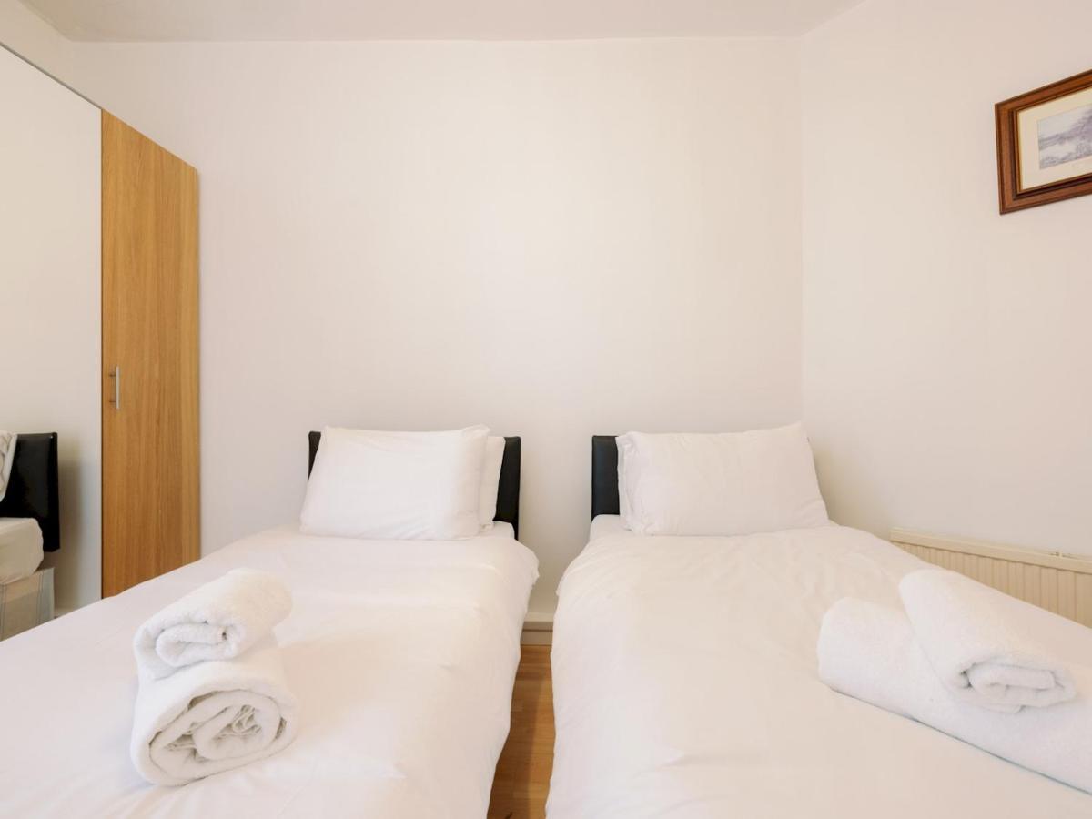 Pass The Keys Family In The Heart Of Bayswater * London
