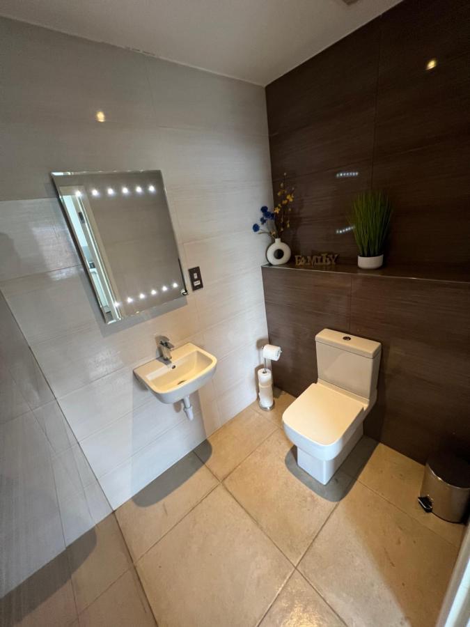 Hébergement de vacances 3bed Flat 3wc And Great Location Near Excel City Airport O2 And Canning Town Station Londres