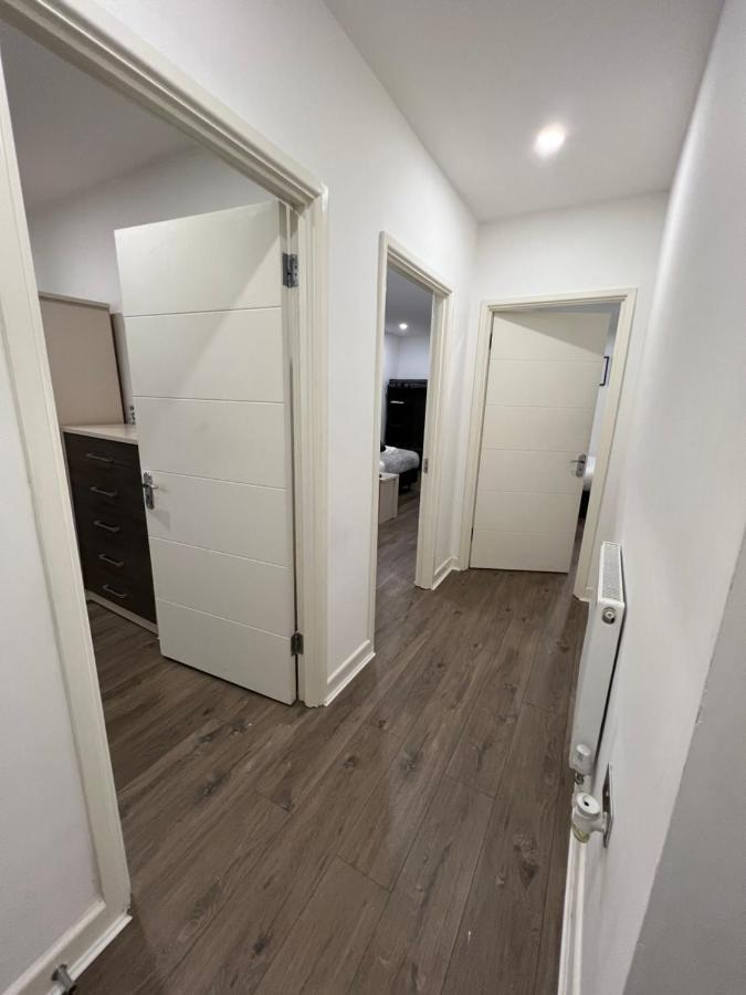3bed Flat 3wc And Great Location Near Excel City Airport O2 And Canning Town Station Hébergement de vacances *