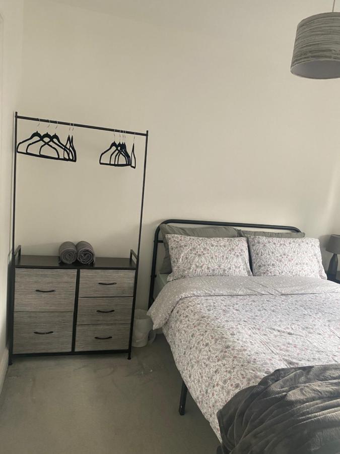 Hameway House- Stunning 4 Bedroom House With A Spacious Kitchen Londres