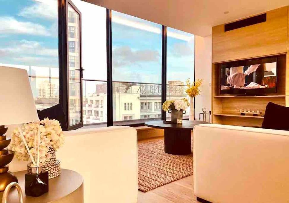 Appartement Large 3 Bed 3 Bathrooms Penthouse With Terrace And Views In Londres