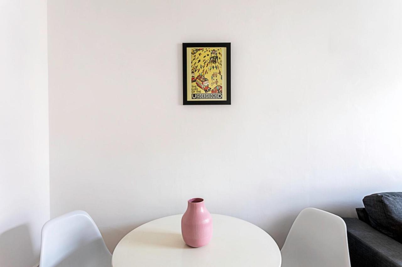 Convenient Studio Near Victoria Appartement