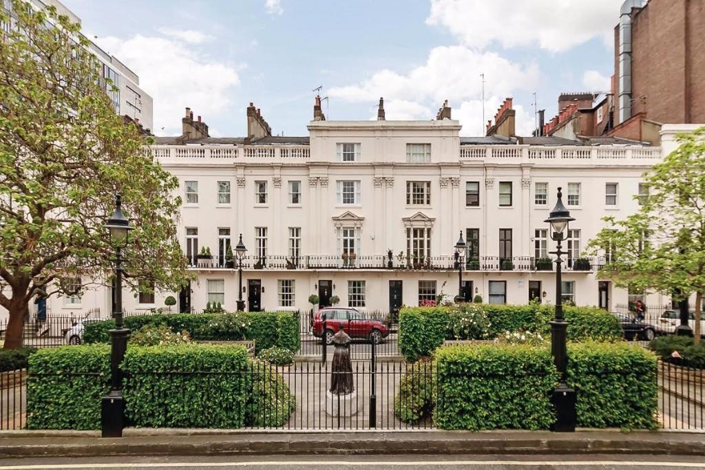 Royal Victorian Regency Palace Appartement