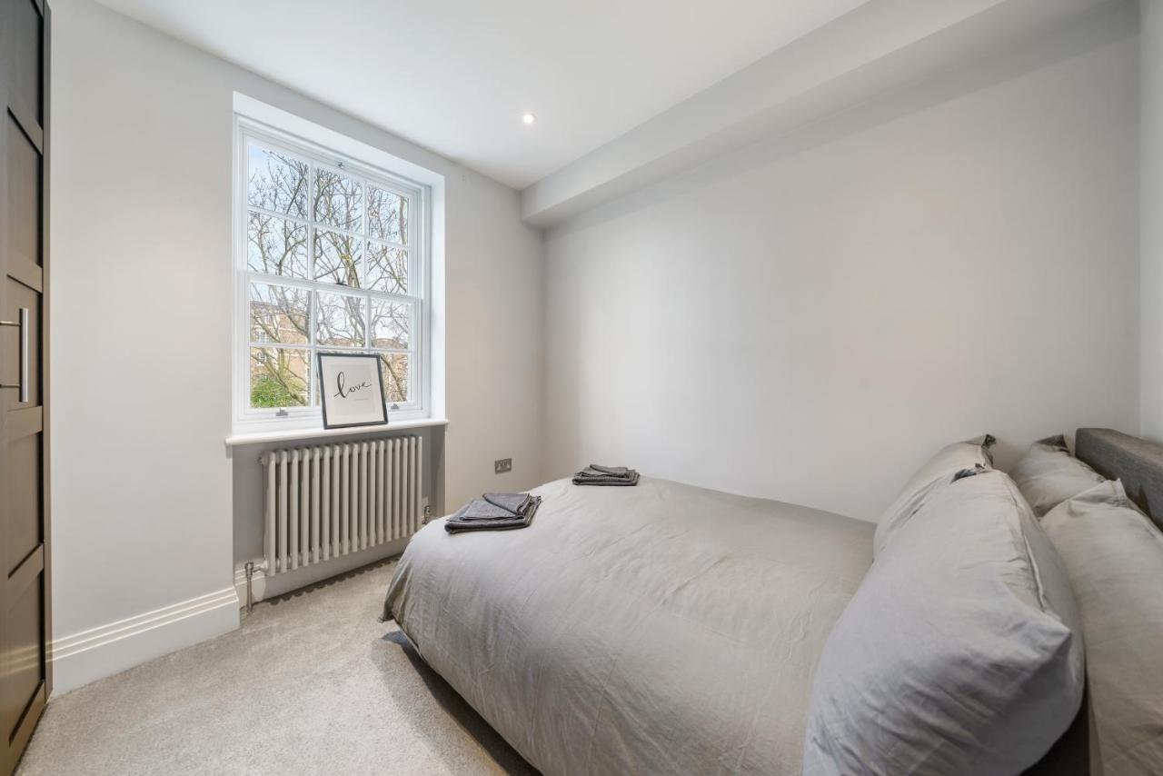Holiday home Modern 4 Bedroom Townhouse With Cinema In The Heart Of Se1 *