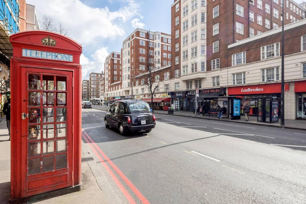 The Hyde Park Corner Apartment