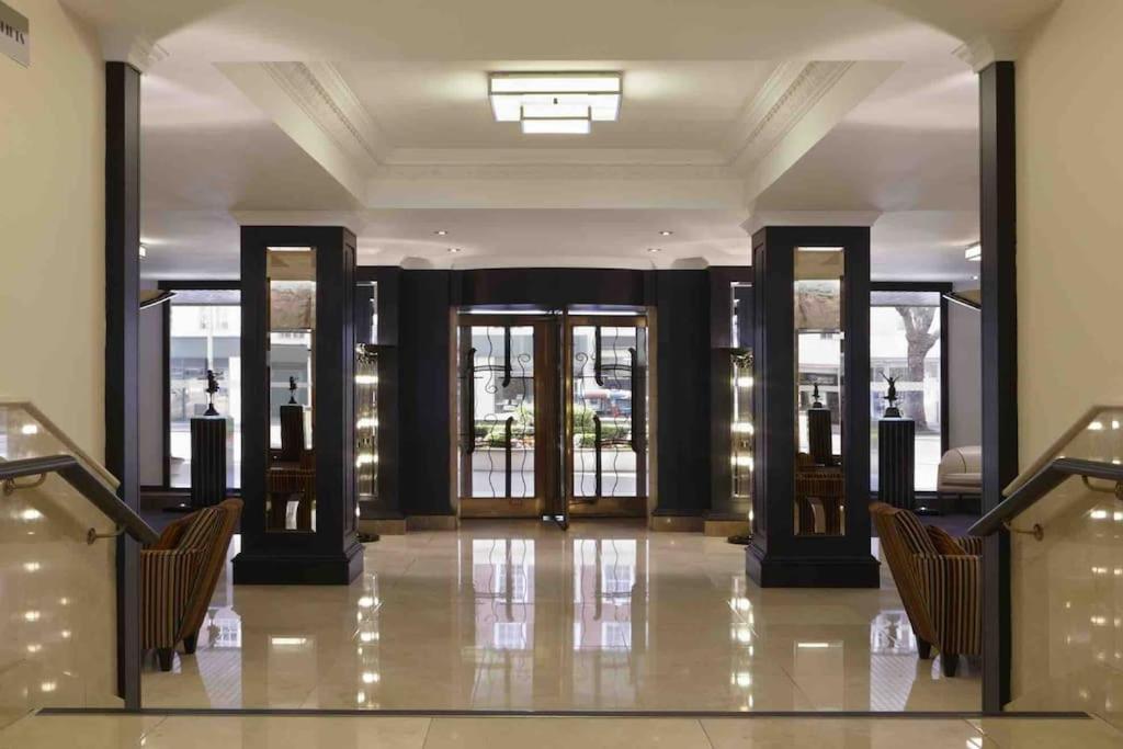 Elegant 1 Bedroom Flat Near Harrods Appartement *