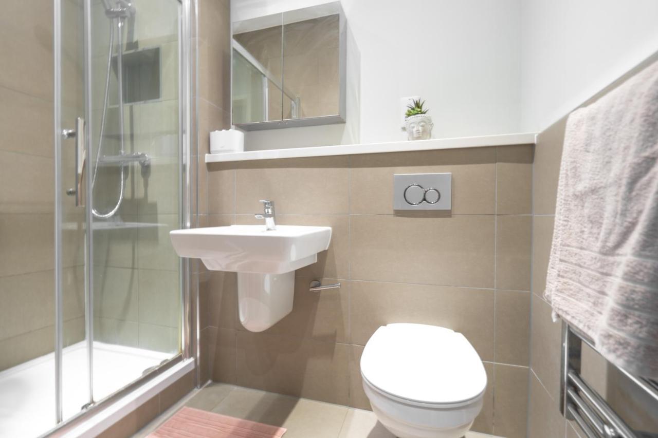 Superb Studio London