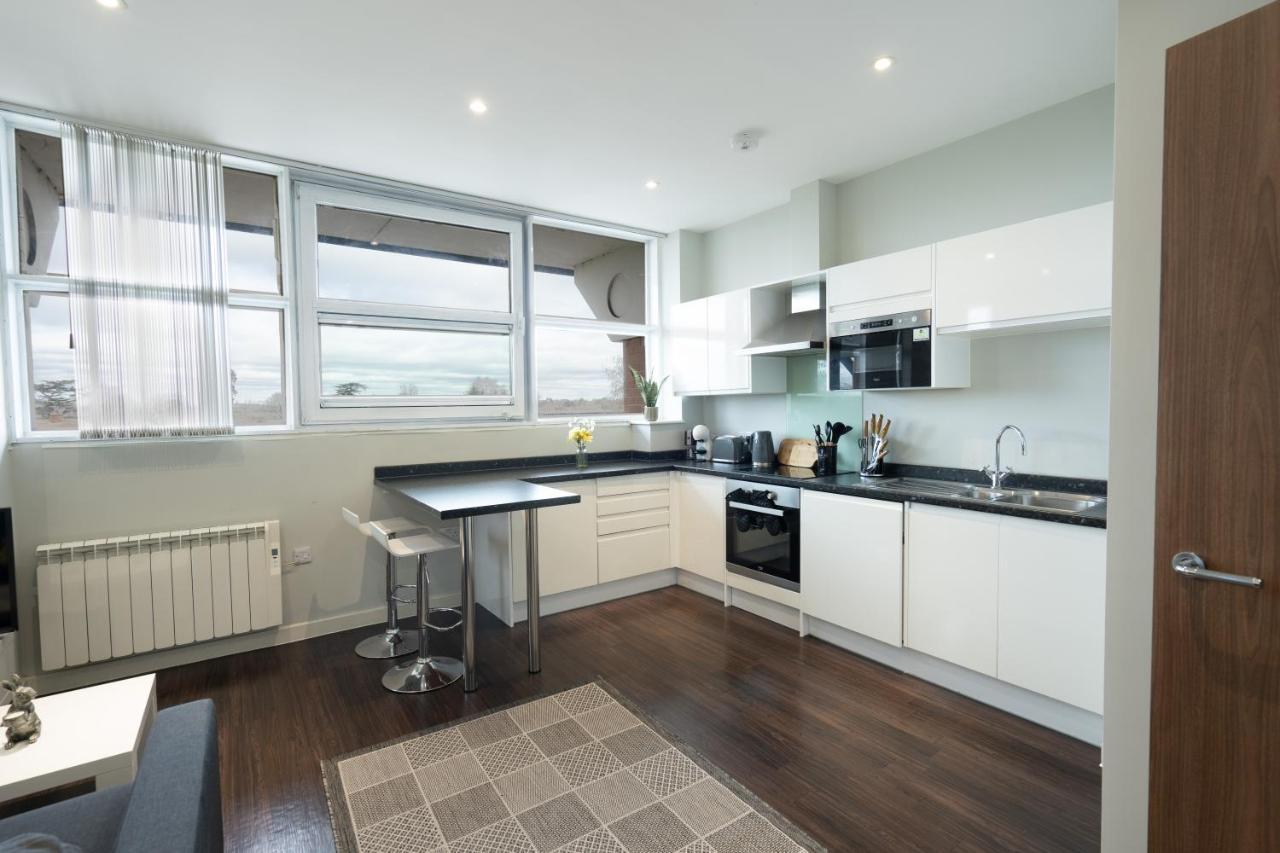 Superb Studio London