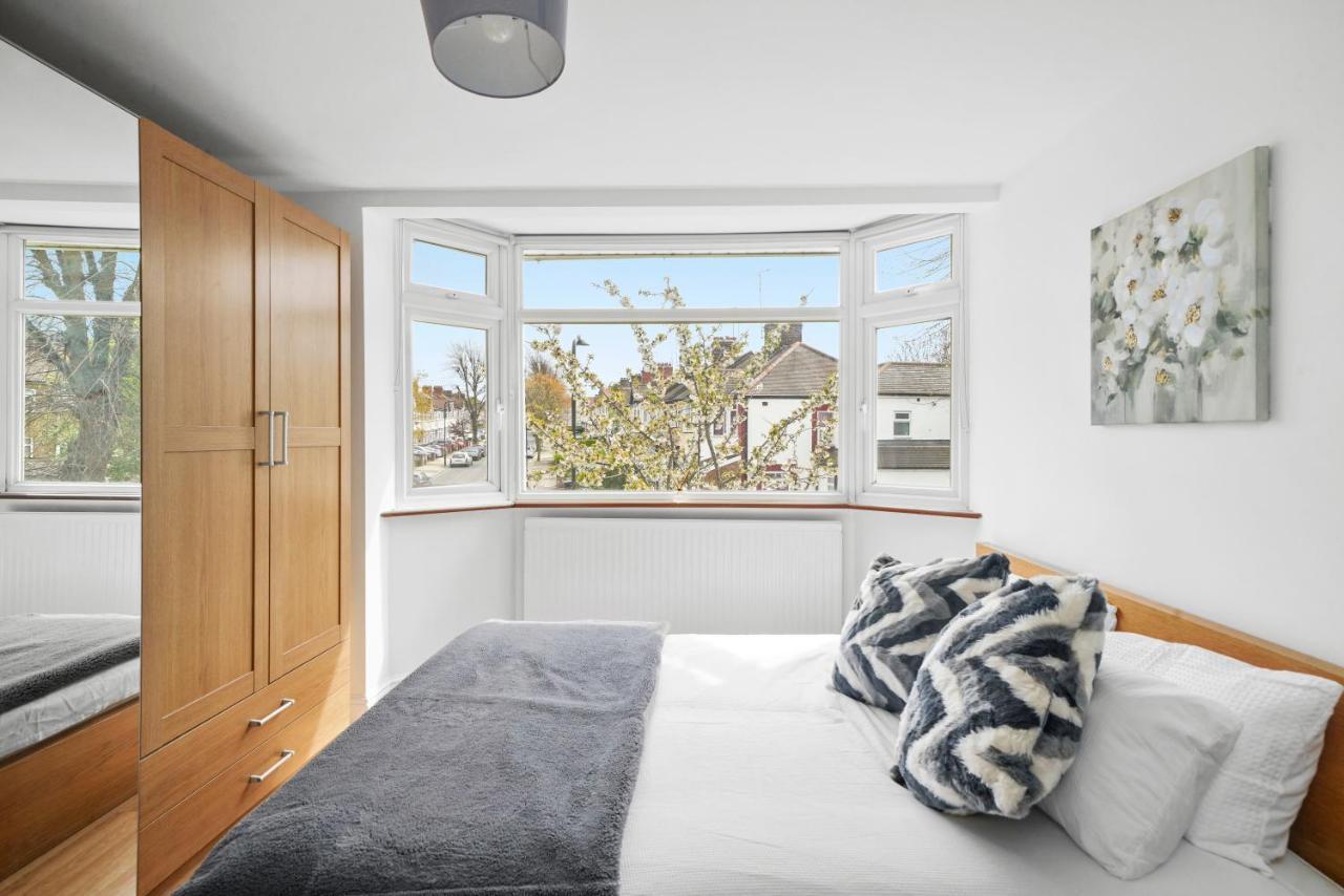 Appartement Hanger Lane Hububb